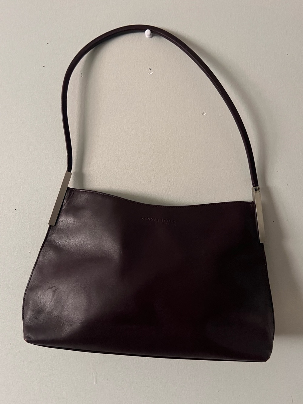 Kenneth Cole Minimalist Leather Shoulder Bag in Burgundy